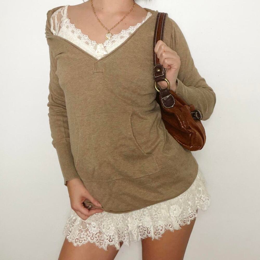 Incredible vintage gap elevated basic - Picture 2 of 6